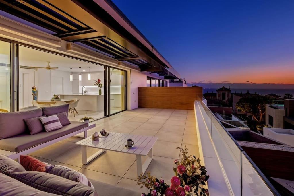 Penthouse Panorama Apartemen *